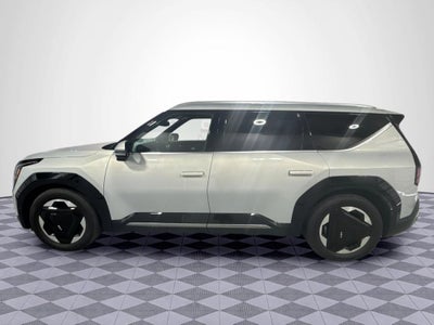 2026 Kia EV9 Light Long Range