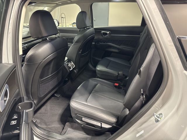 2025 Kia Sorento X-Line EX