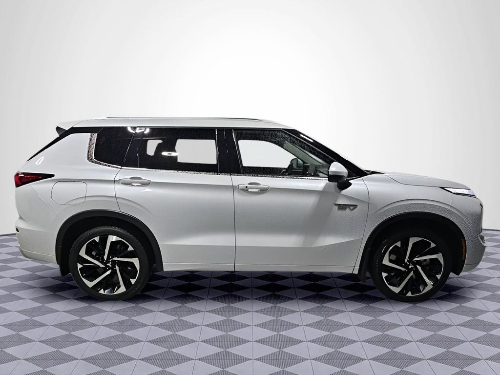 2024 Mitsubishi Outlander PHEV SEL