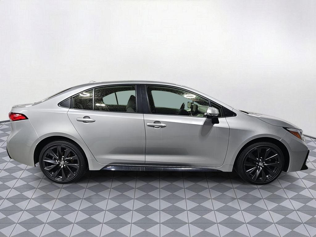 2025 Toyota Corolla Hybrid SE