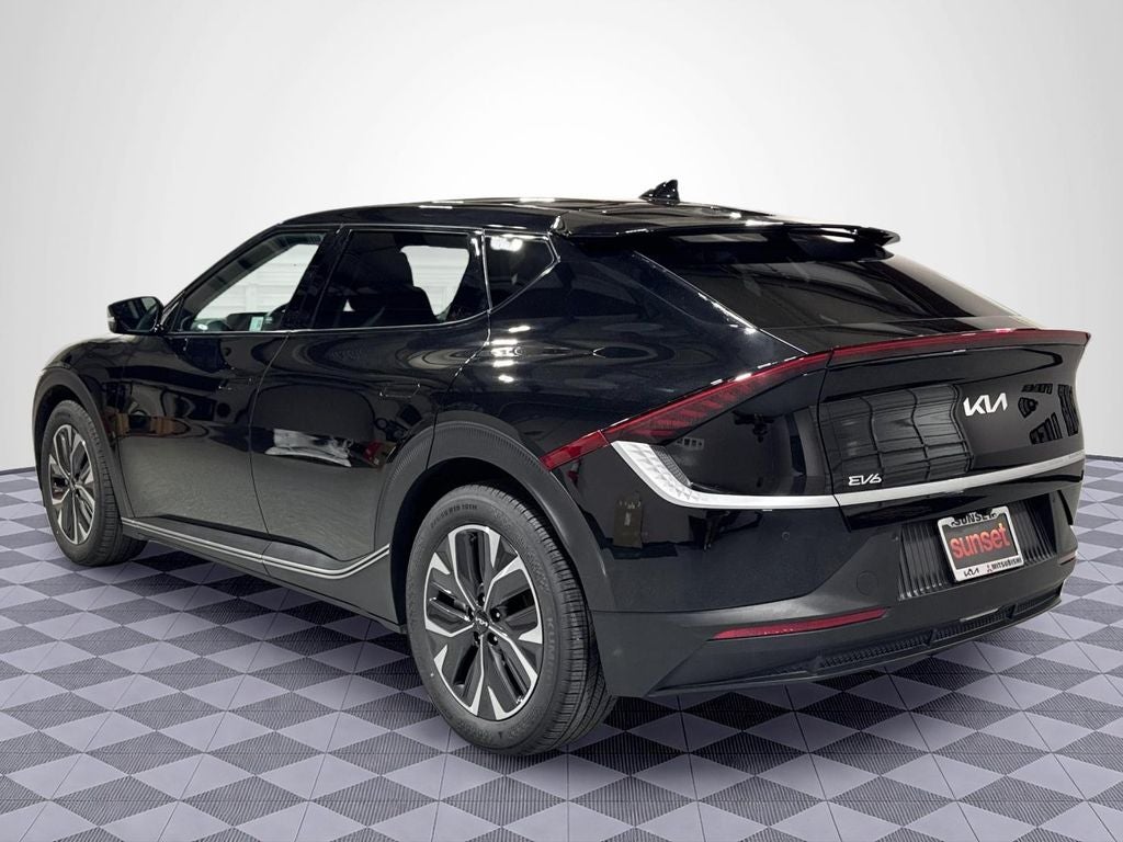 2024 Kia EV6 Light