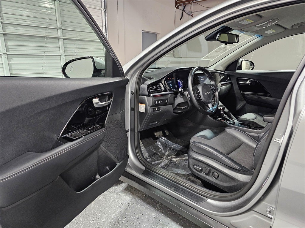 2022 Kia Niro Plug-In Hybrid EX