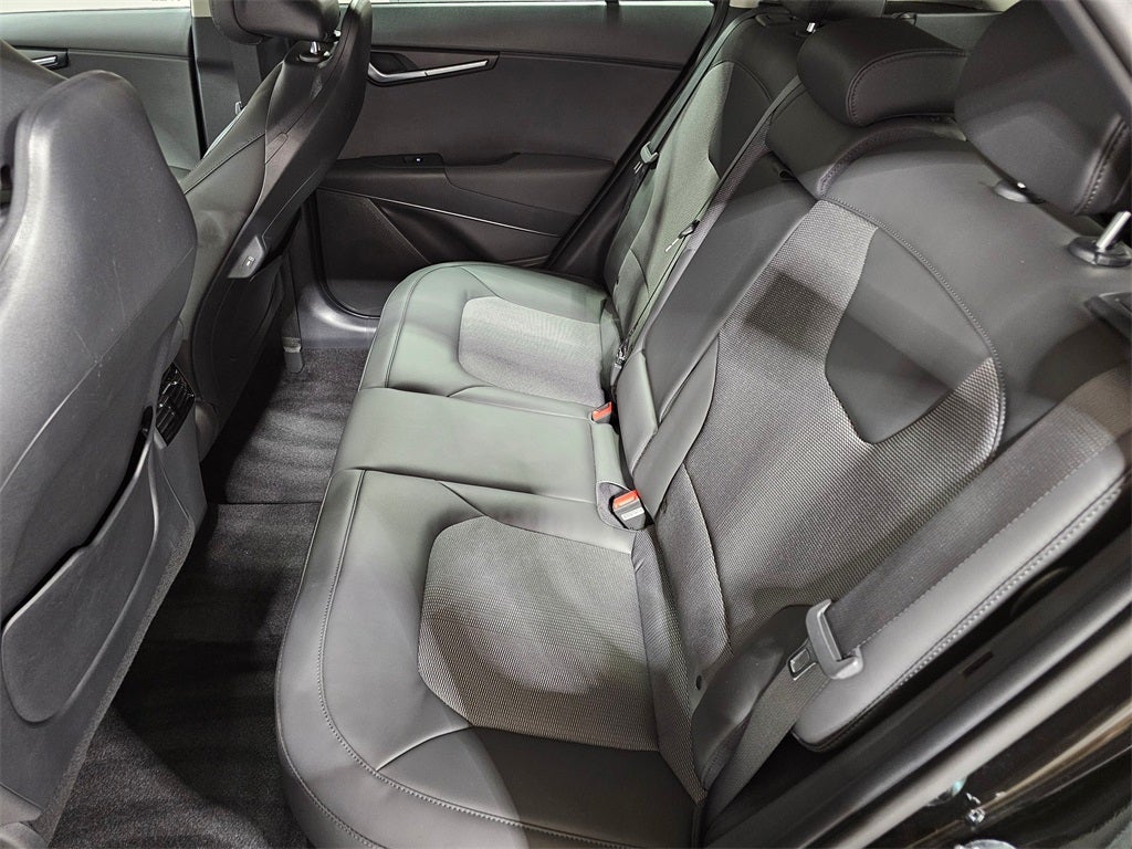 2024 Kia Niro EX Touring