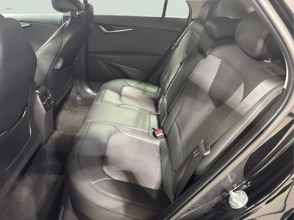 2025 Kia Niro Plug-In Hybrid EX