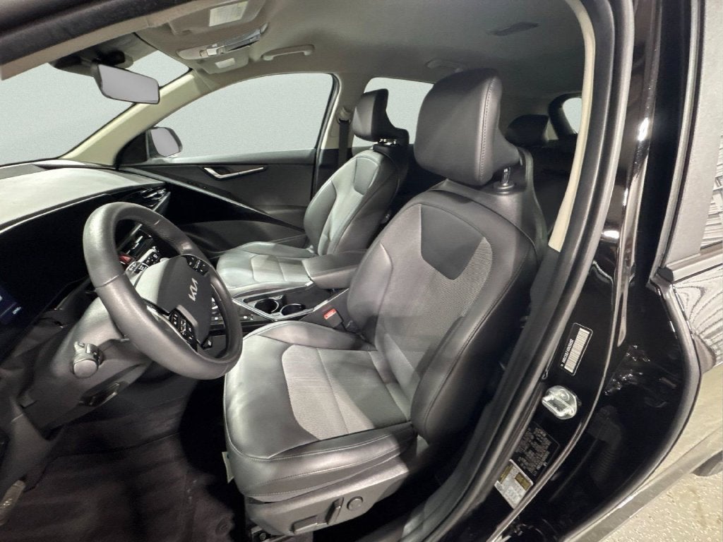 2025 Kia Niro Plug-In Hybrid EX