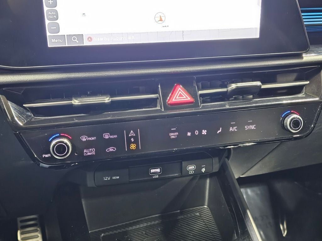 2024 Kia Niro SX Touring