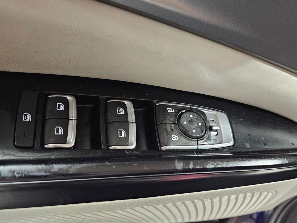 2022 Kia Carnival LX