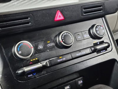 2022 Kia Carnival LX