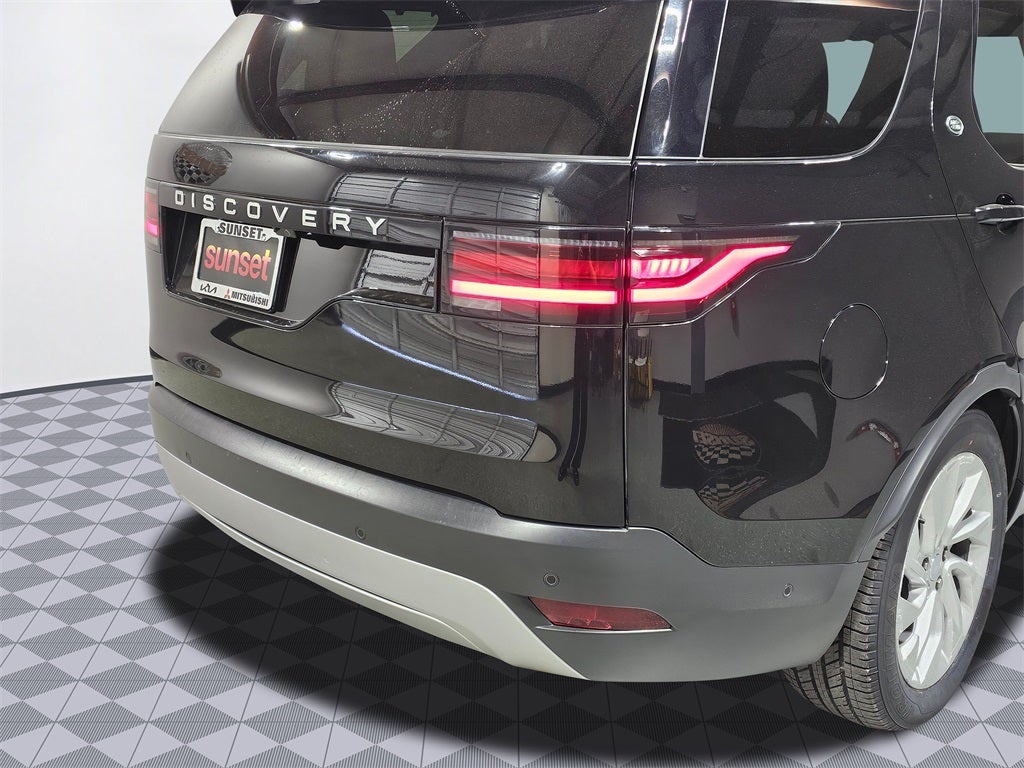 2024 Land Rover Discovery S