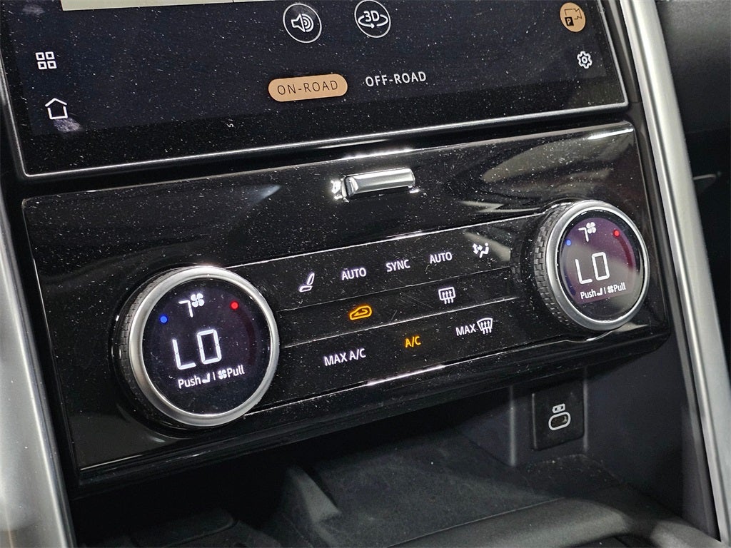 2024 Land Rover Discovery S