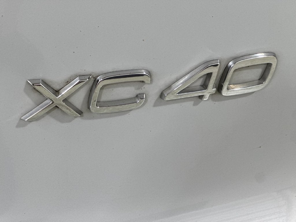 2022 Volvo XC40 T5 Inscription