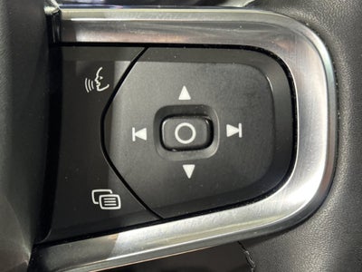 2022 Volvo XC40 T5 Inscription