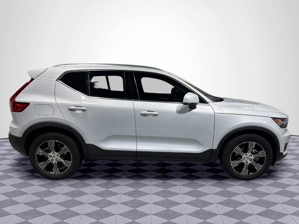 2022 Volvo XC40 T5 Inscription